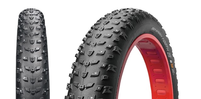 Arisun Sharktooth Studded Folding Bead Tubeless Tire 29x2.8 Black 120 TPI 